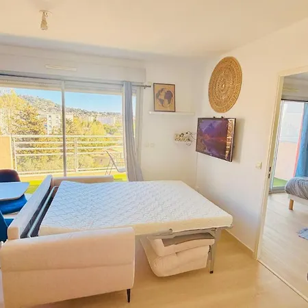 Charming Apartment, Comfort, Convenience, And Coastal Bliss * 칸느